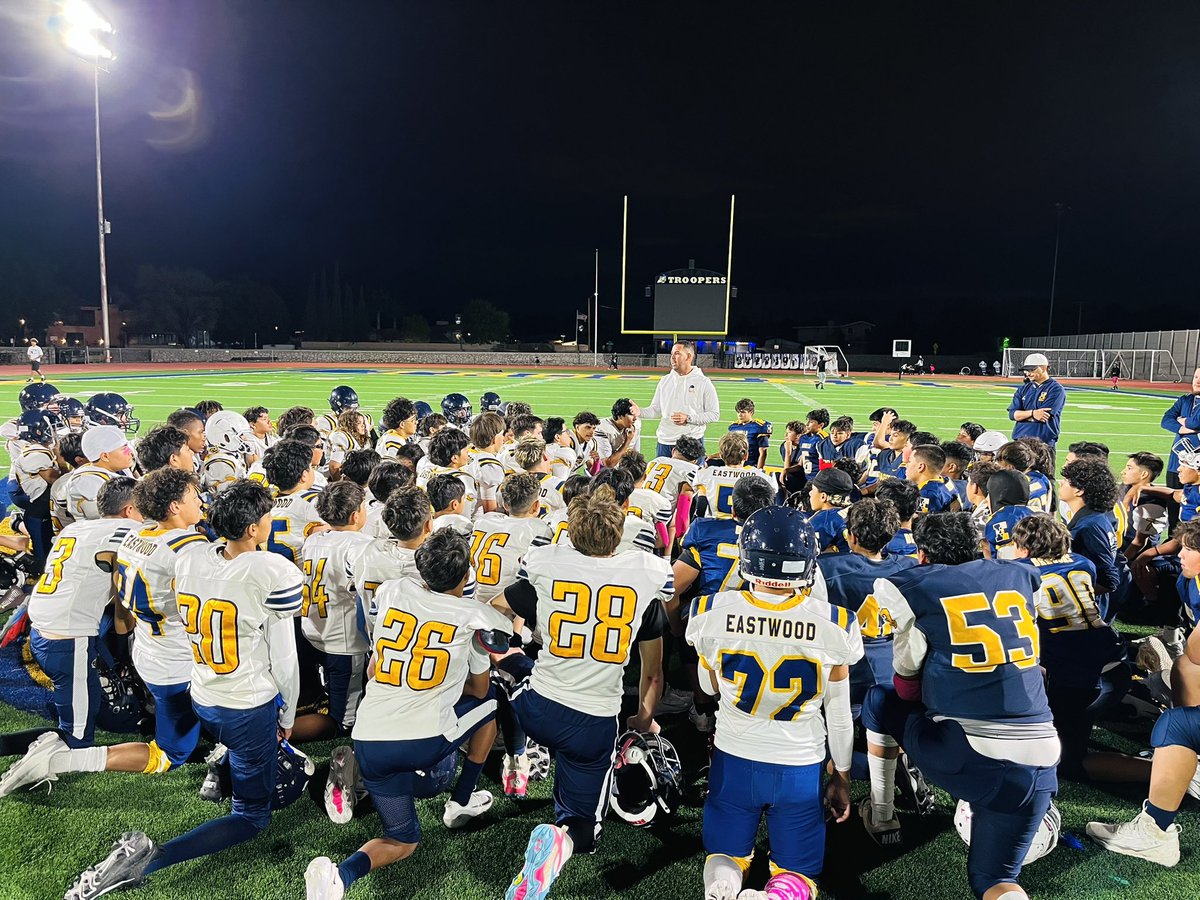 EMS_Raiders's tweet photo. It was a pink out tonight for Friday night lights! Raiders 🤝 dragons ➡️ Troopers 💙💛 #RaiderBuilt #GoTroop https://t.co/dLPtywFjzw