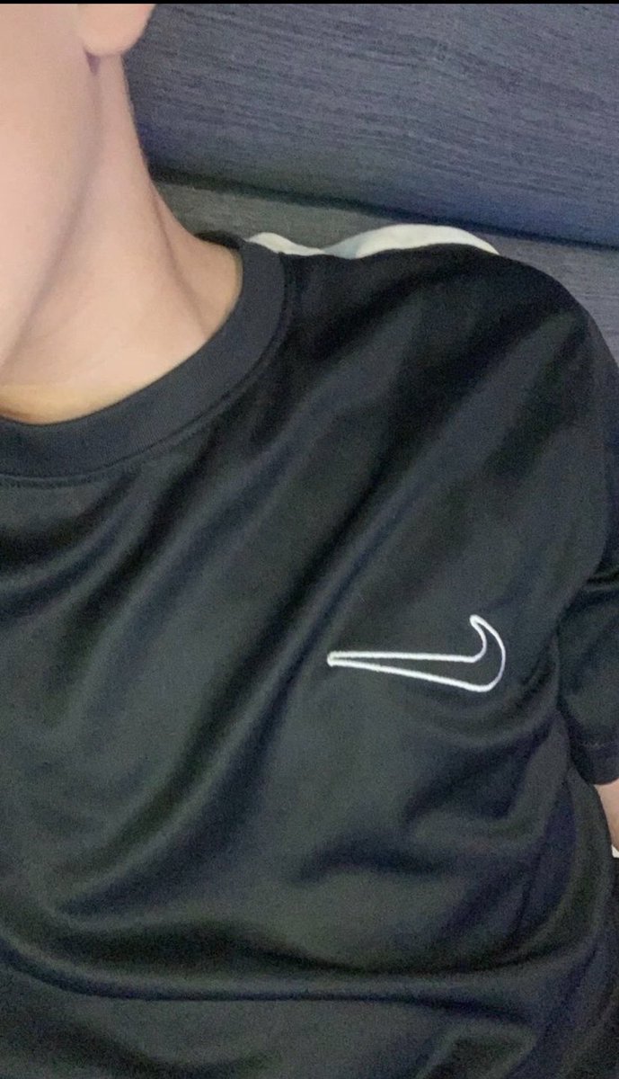 nwf1884871's tweet photo. وربي الطفش غير طبيعي 😓💔💔
فوق هذا رطوبه ومافيه شي حلو 🤒🏃🏻‍♂️🏃🏻‍♂️.
#سالب_مكة 
#سالب_جدة 
#سالب_الطائف 
#مبادل_جدة 
#مبادل_مكة 
#مبادل_الطائف 
#معصيتّيَ_رِحّتِي https://t.co/Ea4oFCwrdR