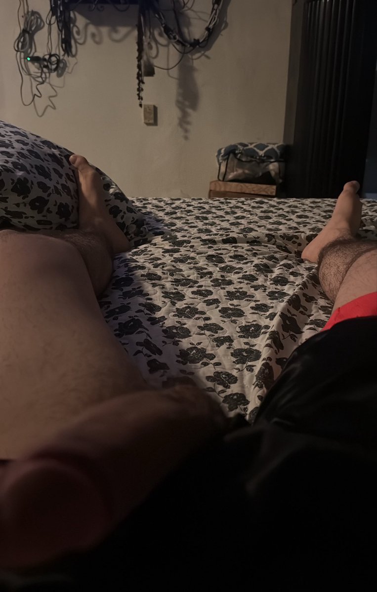 Natt_tw_'s tweet photo. Bnas noches https://t.co/AfOsVJWnSL