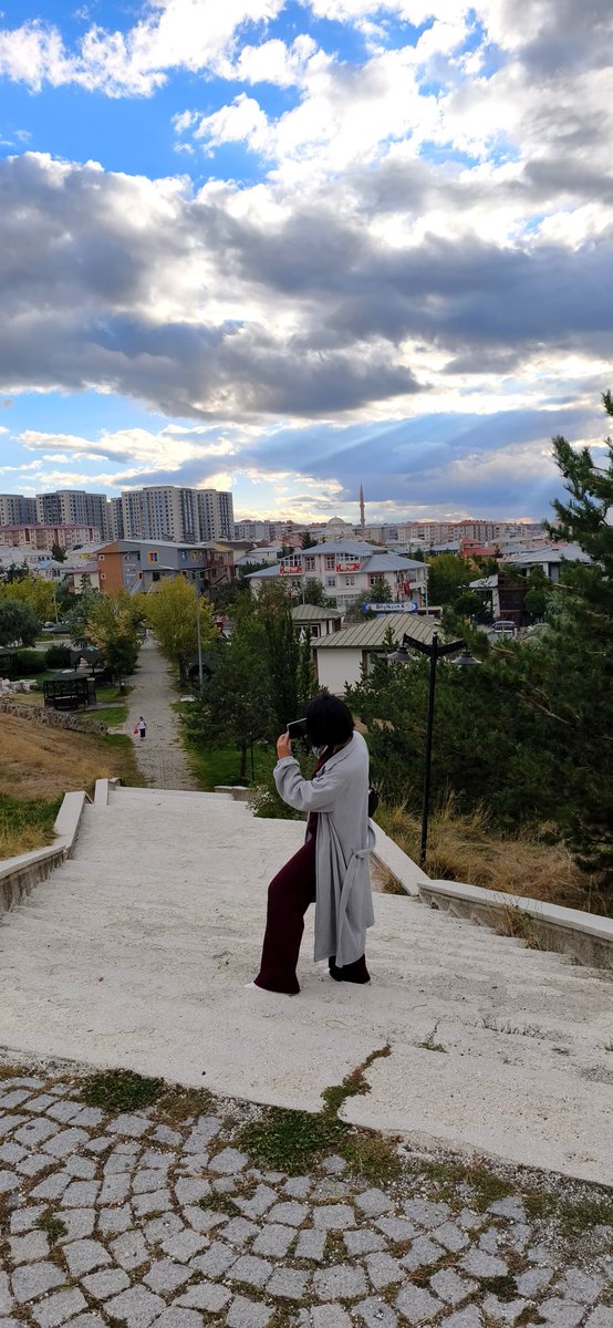 Laxrauvv's tweet photo. Arazi analizi varmış daa https://t.co/WFL6IfB24n