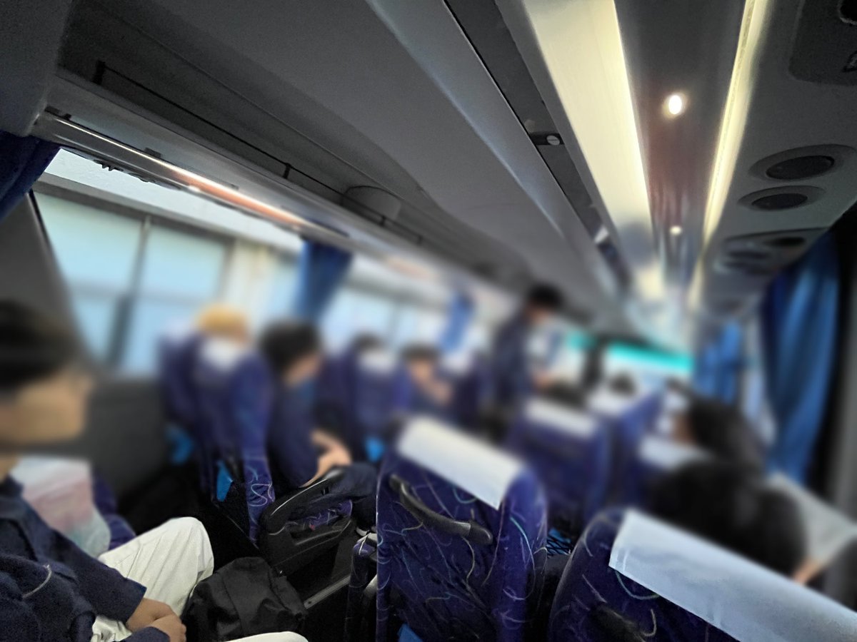 ariakerobocon's tweet photo. 選手・ピットも出発します！ https://t.co/zkAo0srj9D