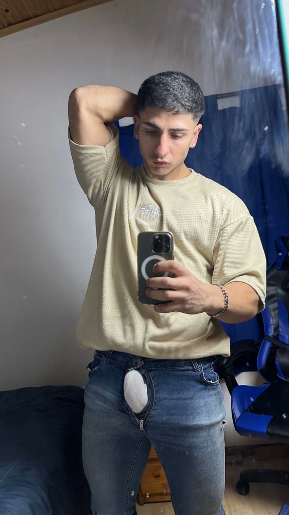 TylerzLMN's tweet photo. "I wasn't planning on posting this today, but here we are . there's more waiting for you 👀👇
https://t.co/XMu5Lxu3X0

#OnlyFans #MaleOnlyFans #OFcreator #AdultCreator https://t.co/AzE30q0epd