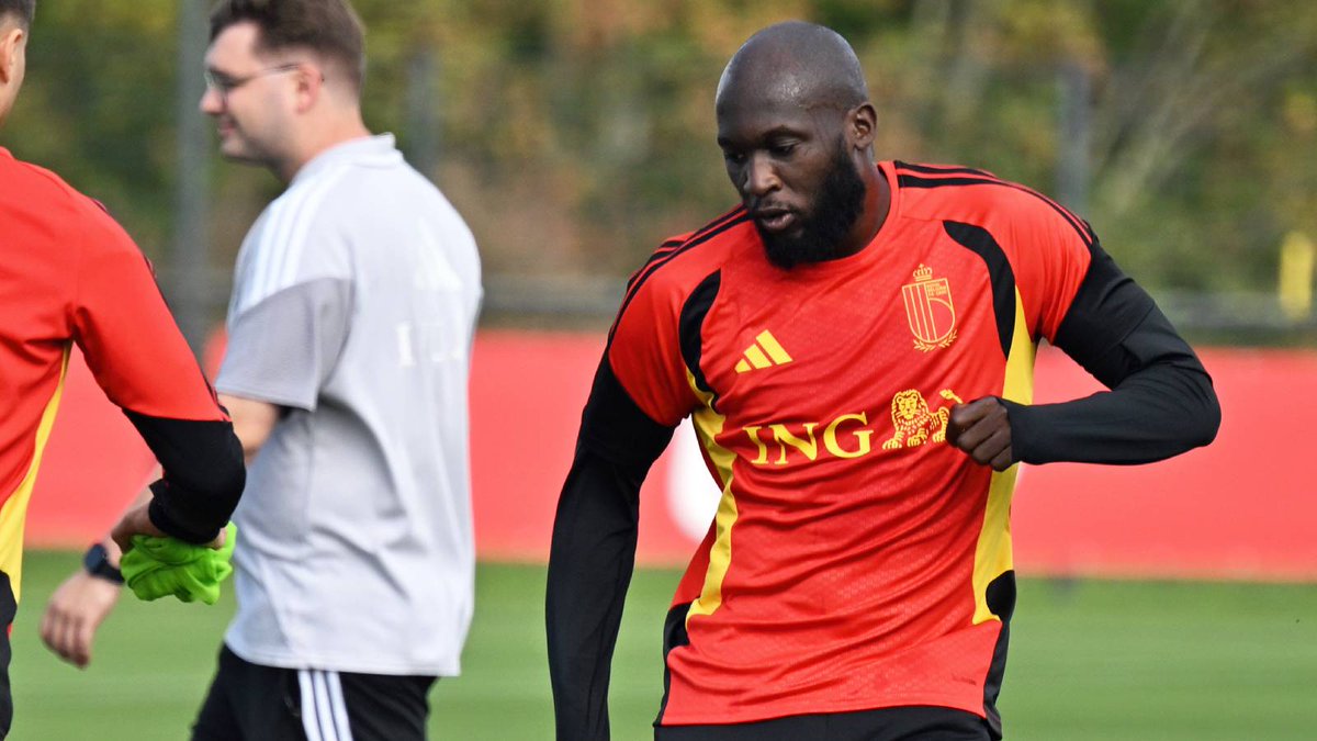 T24spor's tweet photo. Lukaku'dan Fenerbahçe açıklaması: Bence geçmişime fazla takıldılar, yakında kulüple görüşeceğim

⬇️ https://t.co/qQe6YAgONB

⬇️ https://t.co/awdIspm0Oh https://t.co/CIGhKMgLZH