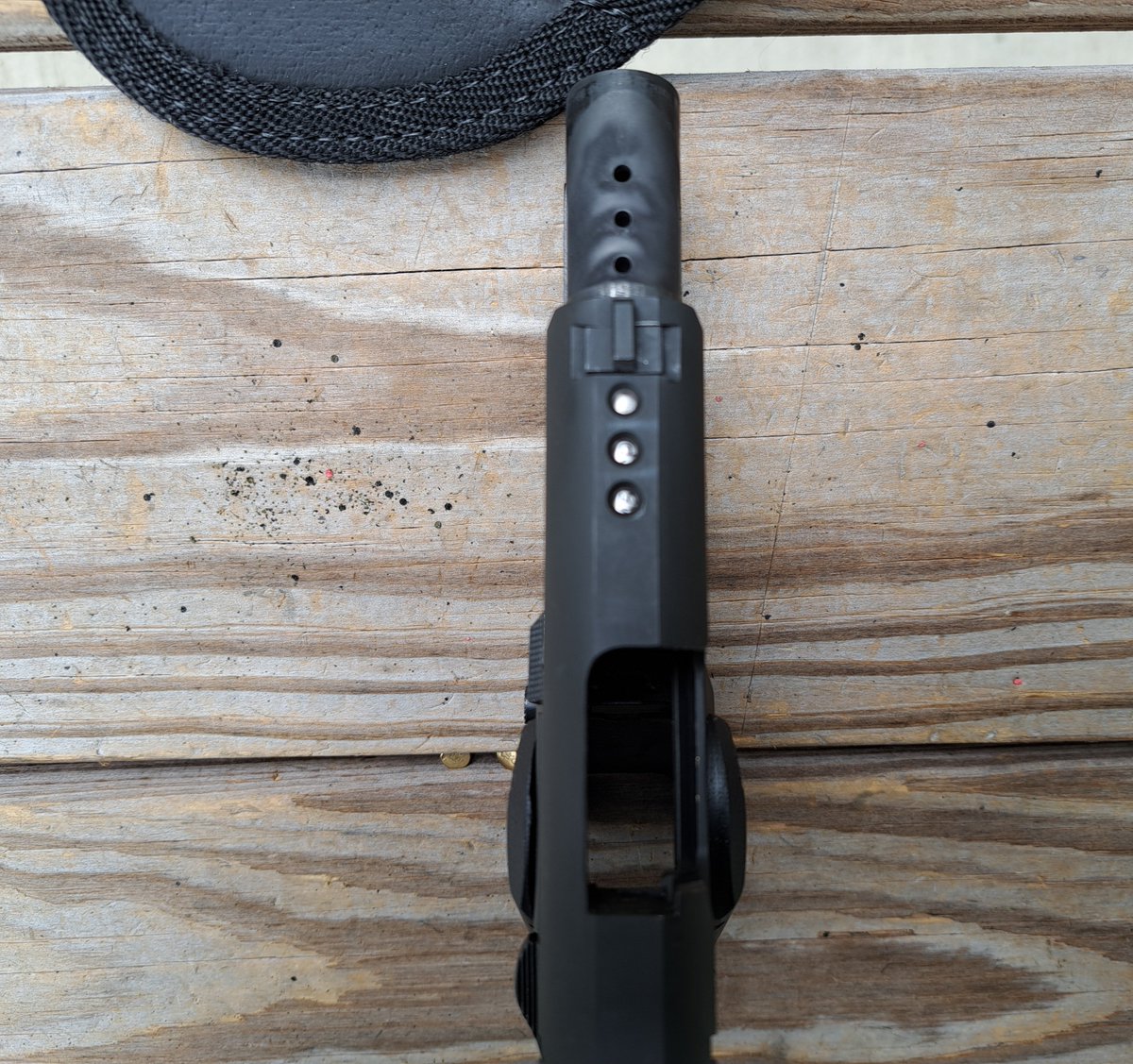 AJ476239's tweet photo. Great looking gun but not reliable at all. #RockIslandArmory #bbr310 #pistol #handgun #guns #2a #firearms #ports #g10 #novak https://t.co/m6k8lwY4Dr