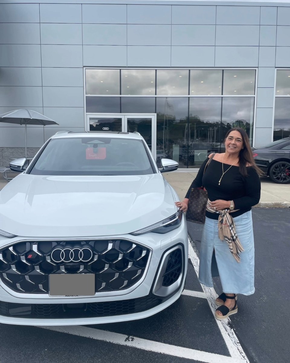 AudiWarwick's tweet photo. Congrats, Nia, on your new Audi SQ5. Rodney and the Audi Warwick Team truly appreciate your Loyalty and Business!! #AudiWarwick #AudiSQ5 https://t.co/uV6LYOS9Lq