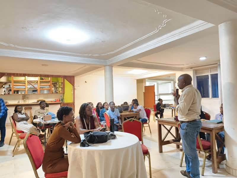 Destadia's tweet photo. During today'sfellowship, Rtn. Emmanuel Njuki told us that our carrier journey doesn’t have to be perfect. Know your strengths, understand what others value about you, and find spaces where your skills can thrive. Jobs can be learned, but who you are is what makes you stand out. https://t.co/lAFZTwtsFA