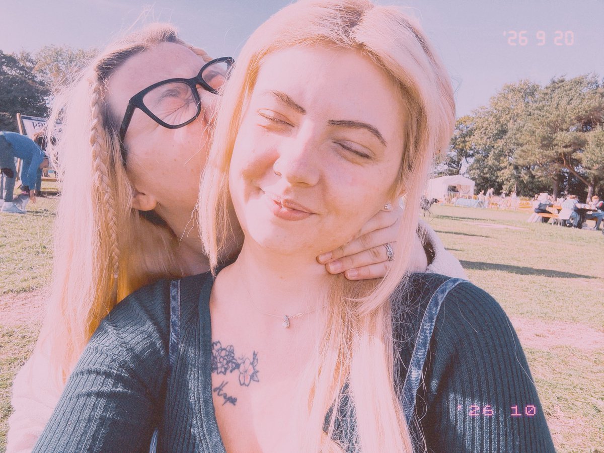 teatalkswitheve's tweet photo. i am so deeply in love. my person in every lifetime. the stars look at us and say ‘just as we planned’ https://t.co/BnwyScxmYo