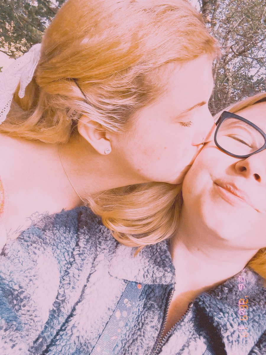 teatalkswitheve's tweet photo. i am so deeply in love. my person in every lifetime. the stars look at us and say ‘just as we planned’ https://t.co/BnwyScxmYo