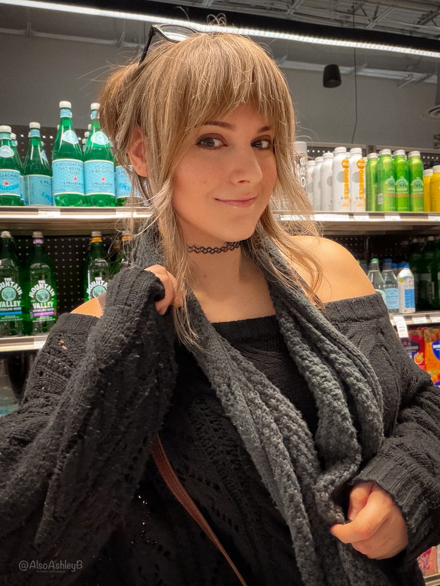 AlsoAshleyB's tweet photo. They told me I could grow up to be anything so I became... your mommy  😈 https://t.co/FE7dBJeAe7