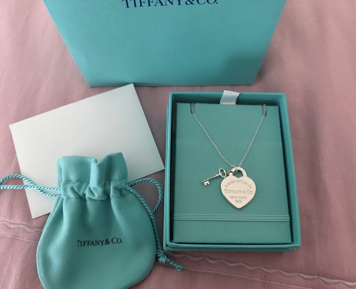 rosaryied's tweet photo. early birthday gift from my amazing bf โก https://t.co/gLonCSh6pw