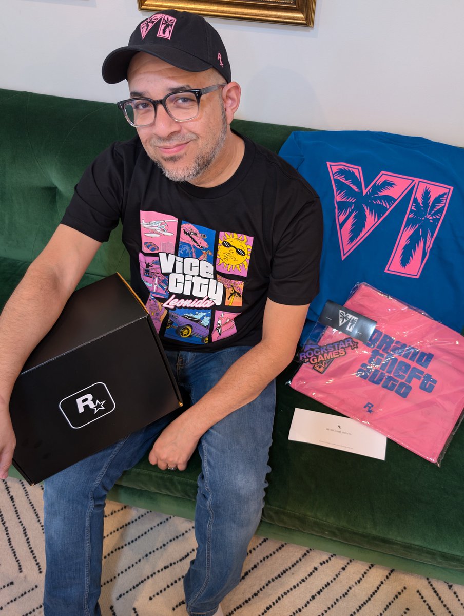 godfree's tweet photo. Huge shoutout to the team at Rockstar Games for sending over this dope Grand Theft Auto VI package! Unboxing time. 305 represent! https://t.co/WUKpmhwaDR