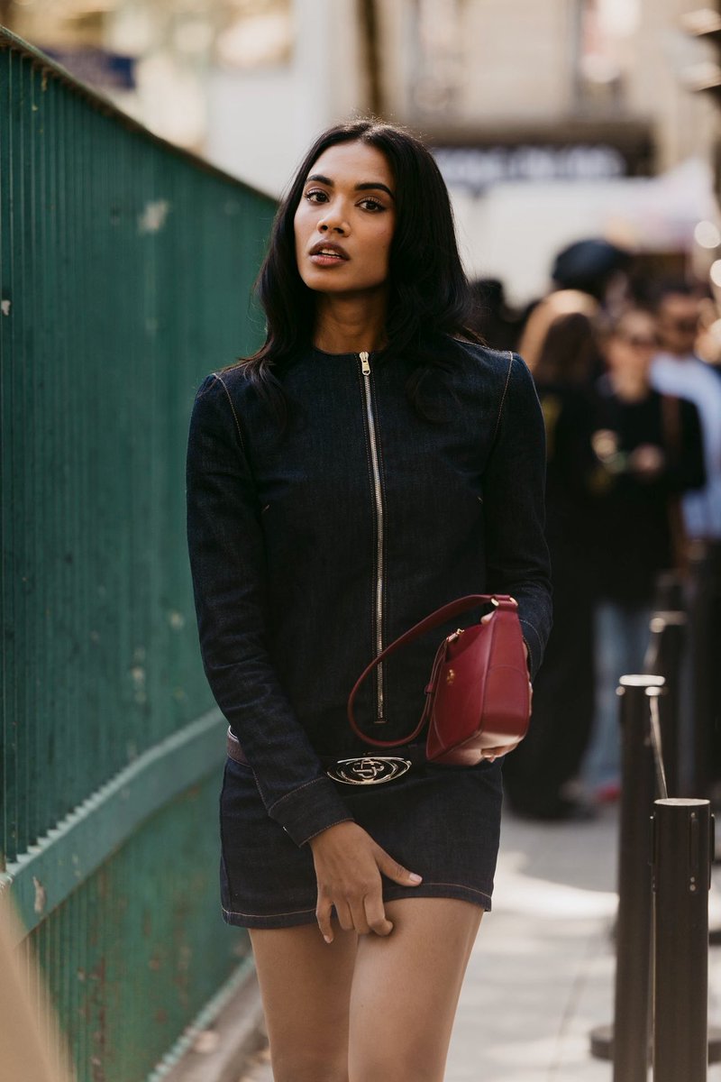 browngirlscene's tweet photo. supriya ganesh in paris for fashion week https://t.co/hr5VITFtHC