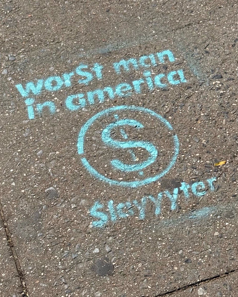 AcervoSlayyyter's tweet photo. wor$t man in america is coming. https://t.co/juXSss8B6X