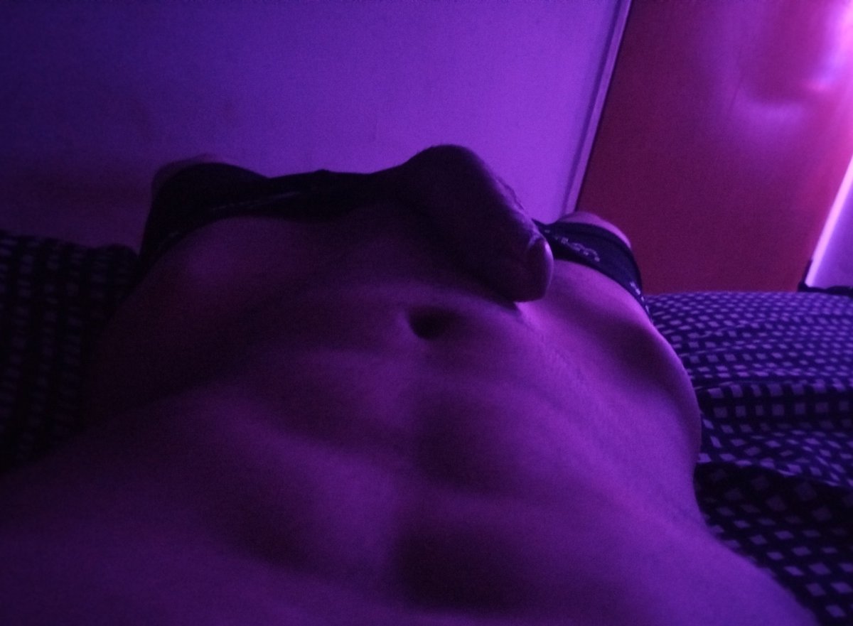 Dai_142's tweet photo. Será malo q me haga una paja con fiebre? https://t.co/lDD0Vw6oTj