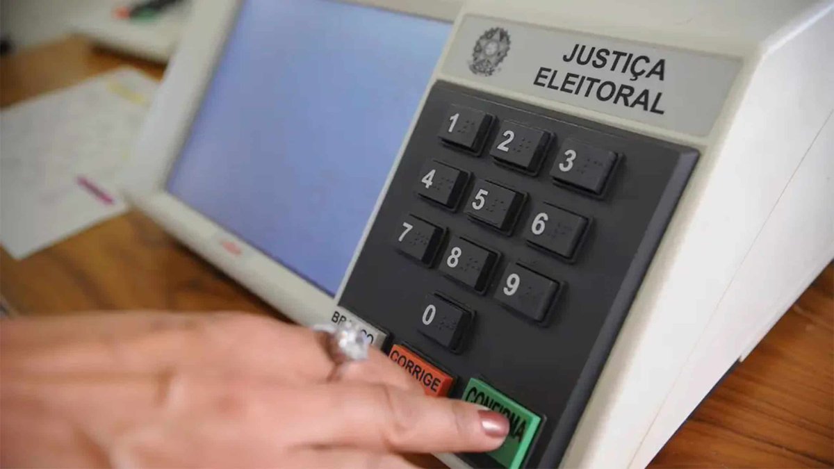 BRASILWIRE's tweet photo. Ask why the US Government may not want Brazil’s election to happen on Sunday… https://t.co/p1ExWwNw1R
