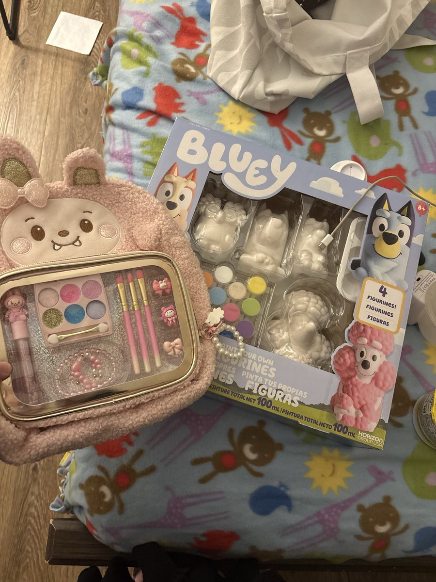 scissormountain's tweet photo. I love Ronald McDonald House ❤️ they’re so good to my hospitalized baby and her siblings too. https://t.co/mjH6WMQ7yy