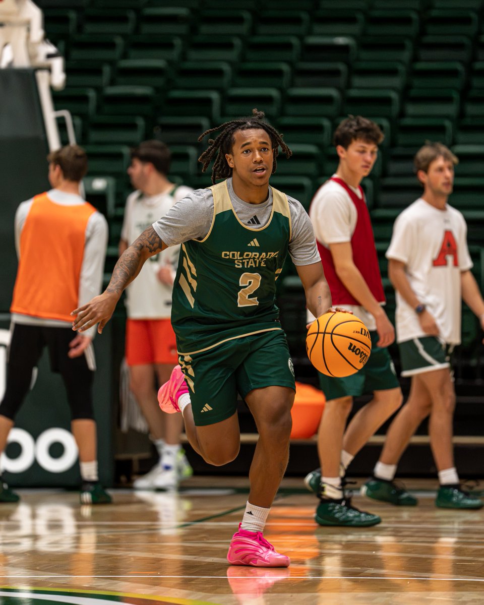 CSUMBasketball's tweet photo. #2 𝒫𝑜𝓅𝓈 𝒟𝓊𝓃𝓈𝑜𝓃 https://t.co/o9R91pkQLb