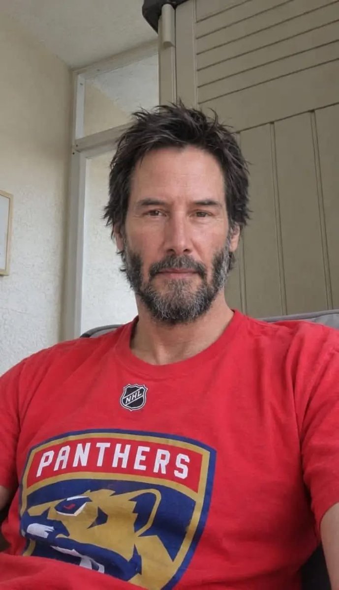 KeanuReeventx's tweet photo. If you learned that your spouse had been unfaithful, would you try to understand what happened and work through it, or would it change the way you see the marriage completely?

I need y'all opinions 🎩🖤 https://t.co/DdApvaFe0f