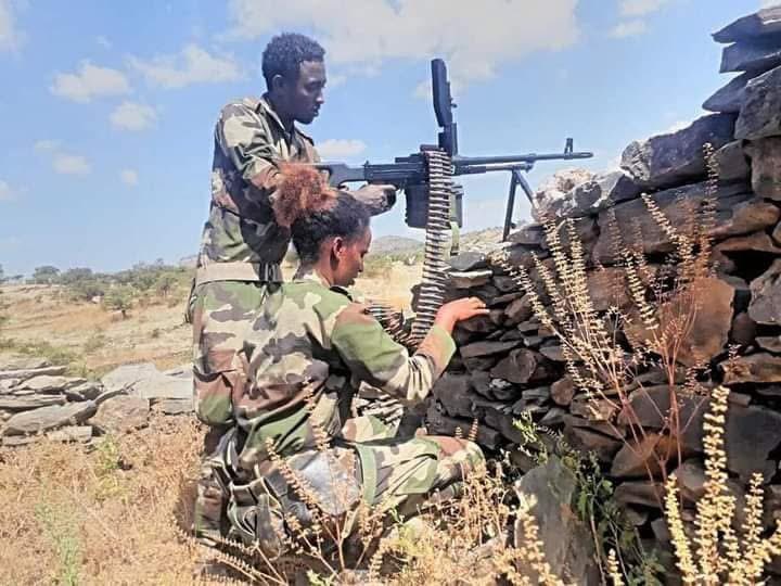 Eriboywd2's tweet photo. To all Eritrean youth: do not die for the old dictator Isaias. Lay down your weapons, leave the border, and go to Ethiopia or Sudan.🇸🇩 🇪🇷🇪🇹💪💪💪✍️✍️ https://t.co/KOc0geOGj2