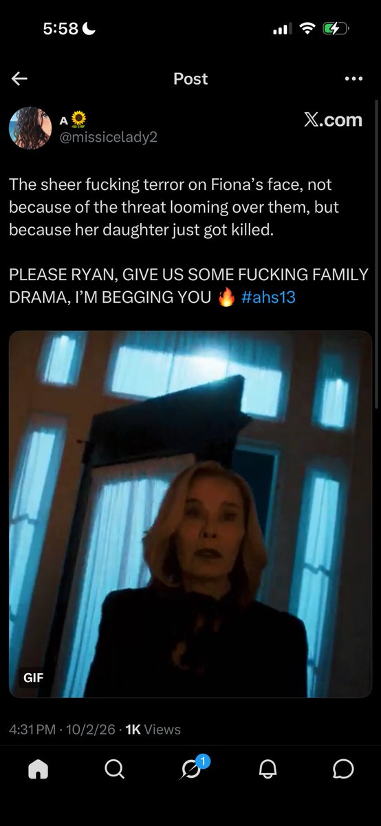 wellfullblind's tweet photo. she    loves    me😭😭😭😭😭😭 https://t.co/00ywp2rSSf