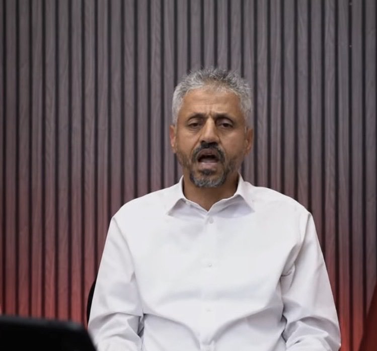 AbdullahHibra's tweet photo. هذا هو سبب نكبة تعز هذا الخائن هو سبب معاناة تعز
هو من انقلب على المبادرة والاتفاق الذي تم عام 2015بأن لايدخل الجيش اليمني تعز وأن تبقى مدينة محايدة
لكنه غدر وخان وكون عصابات بعد استلام مبالغ سعودية وفجر الصراع في تعز
والآن مقيم في تركيا لديه سلسلة مطاعم وفنادق
تاجر بدماء اهل تعز https://t.co/QSWWjssxmu