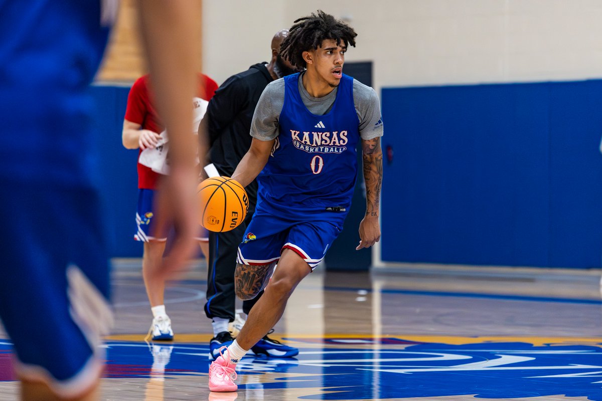 KUHoops's tweet photo. Get ready for an inside look at the 2026-27 season with a private viewing of Kansas Men's and Women's basketball practice! 

🗓️  Oct. 8
⏰  5 PM – 7 PM
📍  Allen Fieldhouse

Space is limited, so be sure to purchase your spot soon.
Purchase here → https://t.co/msA05pFvsl https://t.co/TbS8vS6pif