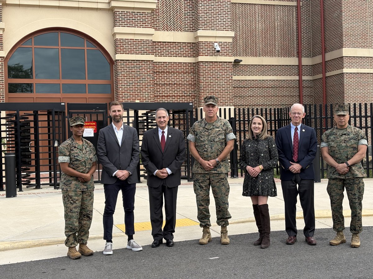 FutureNavyComm's tweet photo. The National Commission on the Future of the @USNavy visited @MCB_Quantico for @USMC force development briefings &amp; fact-finding. The visit informed the Commission’s recommendations on future marine corps force structure and capabilities. 

#FutureNavy #USMC https://t.co/YAickXj7EM
