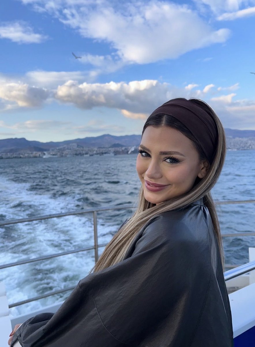 its_mooniee_'s tweet photo. 🧿🧿🧿🧿🧿🧿 @cansndalgic #kismetseolur #cansındalgıç https://t.co/yGkyGGH88u