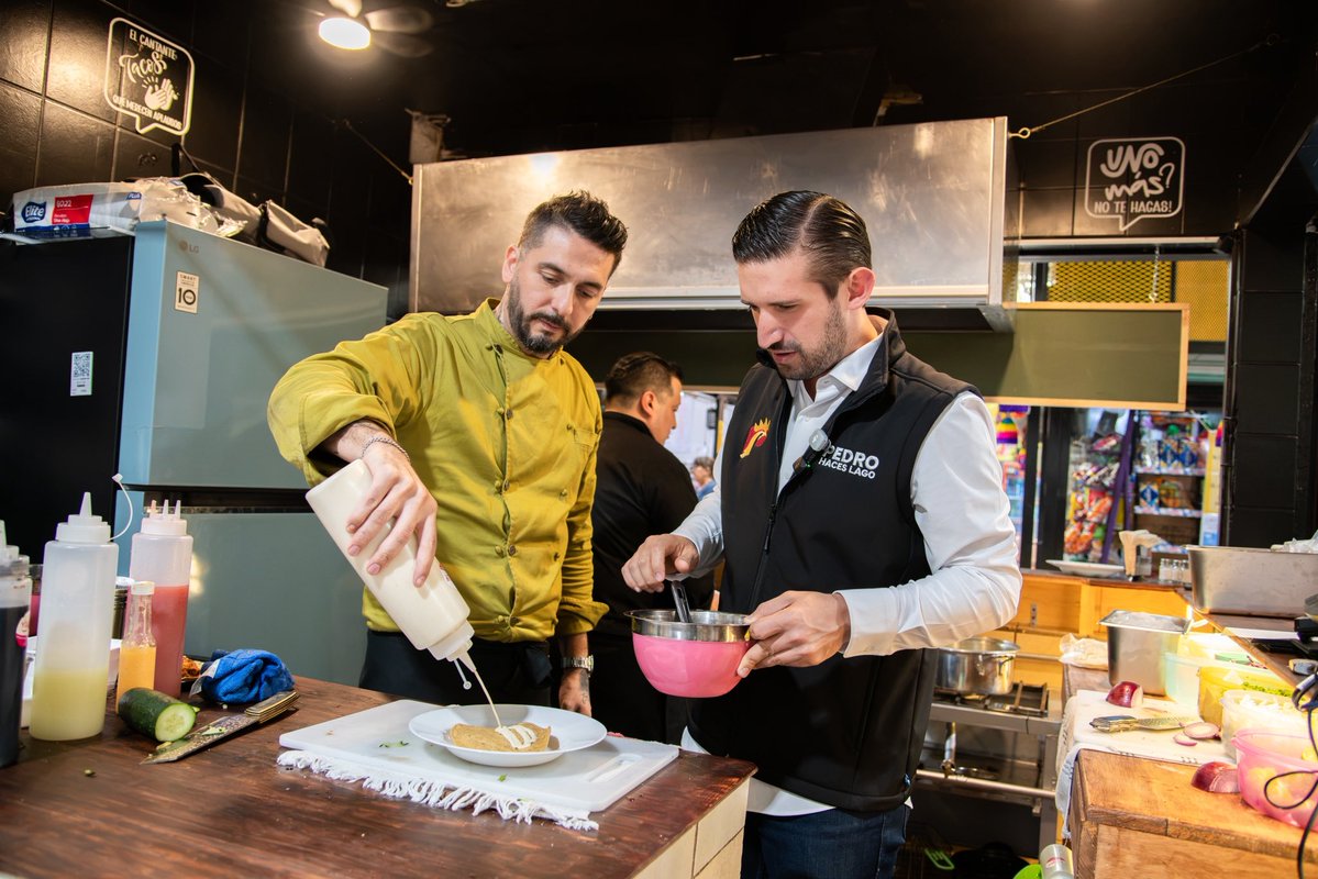 PedroHacesL's tweet photo. ¿Quieres probar unos de los mariscos más ching*nes de Tlalpan? 🦐🔥

Ven a visitar El Cantante, en el Local 34 del Mercado de la Isidro Fabela.

Hay que consumir y apoyar lo local, porque ¡lo hecho en Tlalpan está bien hecho! 🐓

#TúHacesTlalpan #PedroHacesLago https://t.co/LoGANr6Khx
