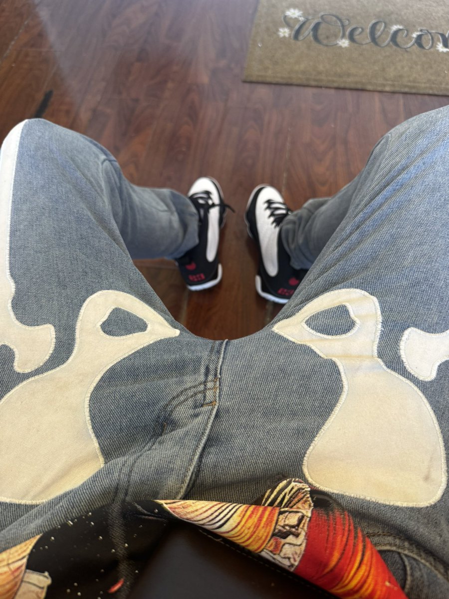 DrillaBlone's tweet photo. #Chicago https://t.co/YNCkEKDher
