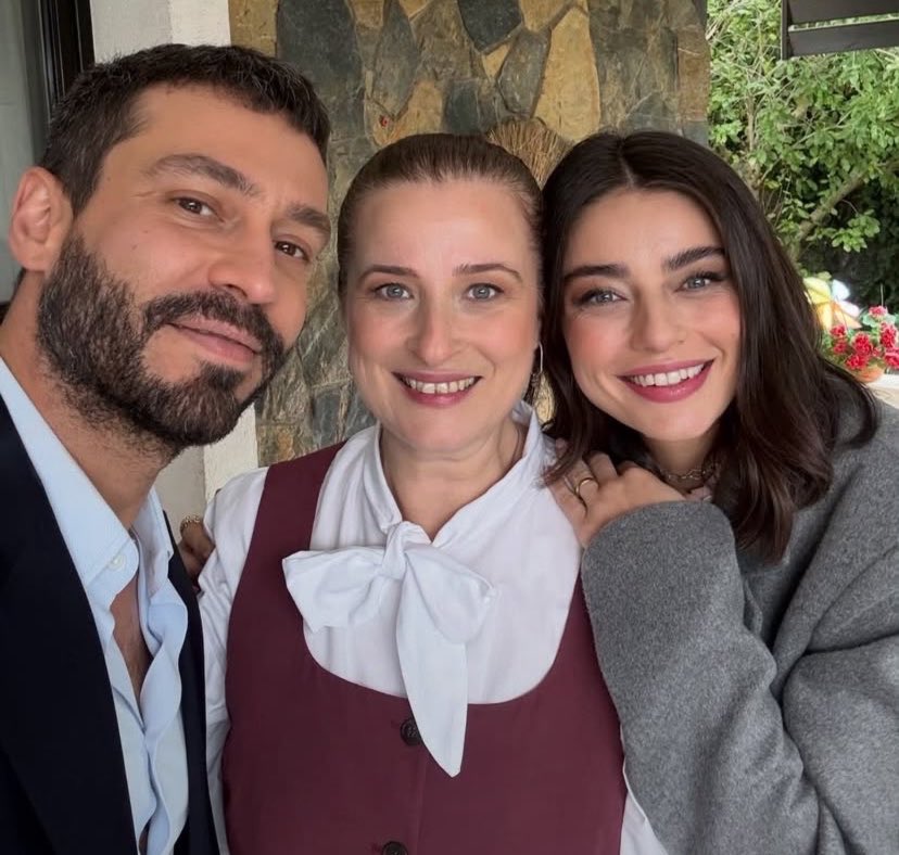 sevgidilli90's tweet photo. iyi geceler

 #EkinKoç #AyçaAyşinTuran
 #MuhtemelAşk #DefKad https://t.co/wQD9mybBo7