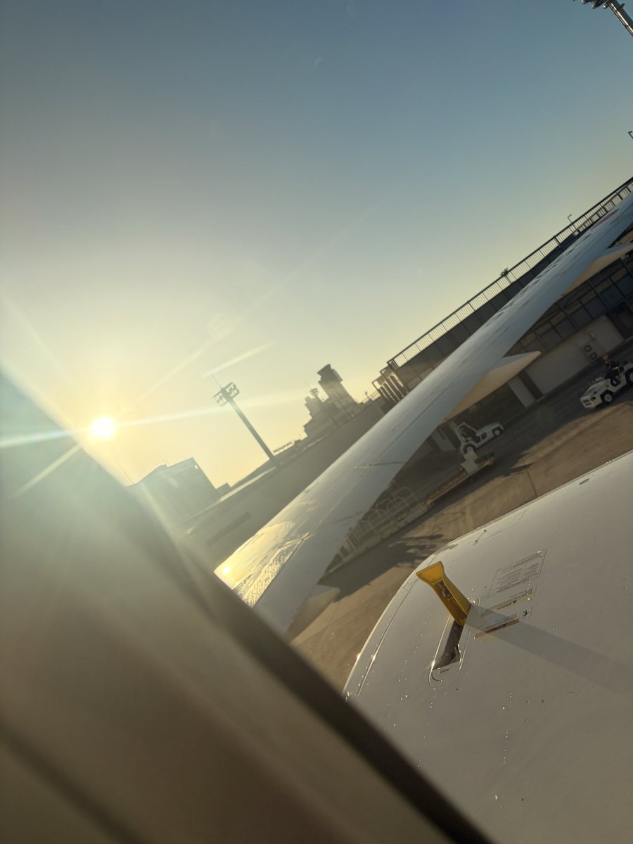 hakurpd's tweet photo. ✈️ https://t.co/g6LWBuG6Mc