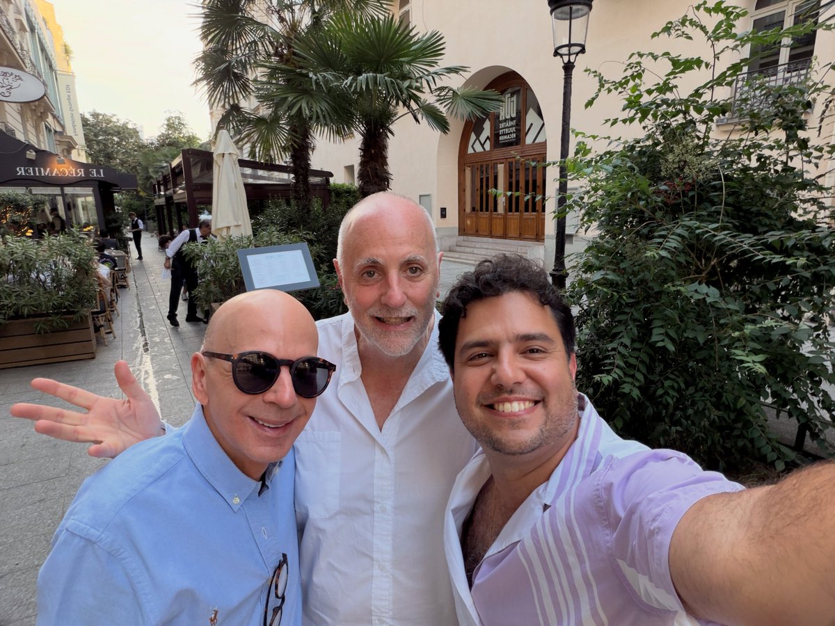 ragedey's tweet photo. Miami meets Paris. https://t.co/kDPNcpfJ2N
