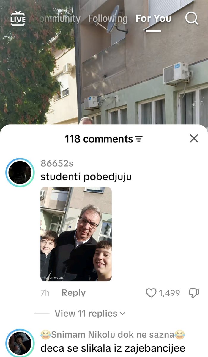ivan__damn's tweet photo. šta mu rade 😭 https://t.co/hbmHWilszY