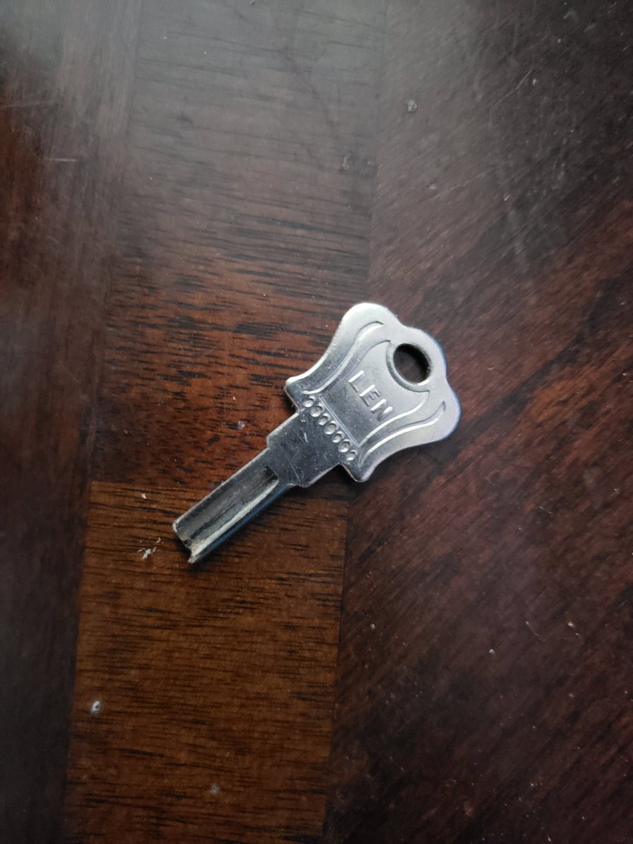 Flatcageclitty's tweet photo. Its offical 😍
Broke the key in the lock
Theres no chance I can fail Locktober now 🥰
#locktober #permacaged #chastity https://t.co/9NoJNcK7Aq