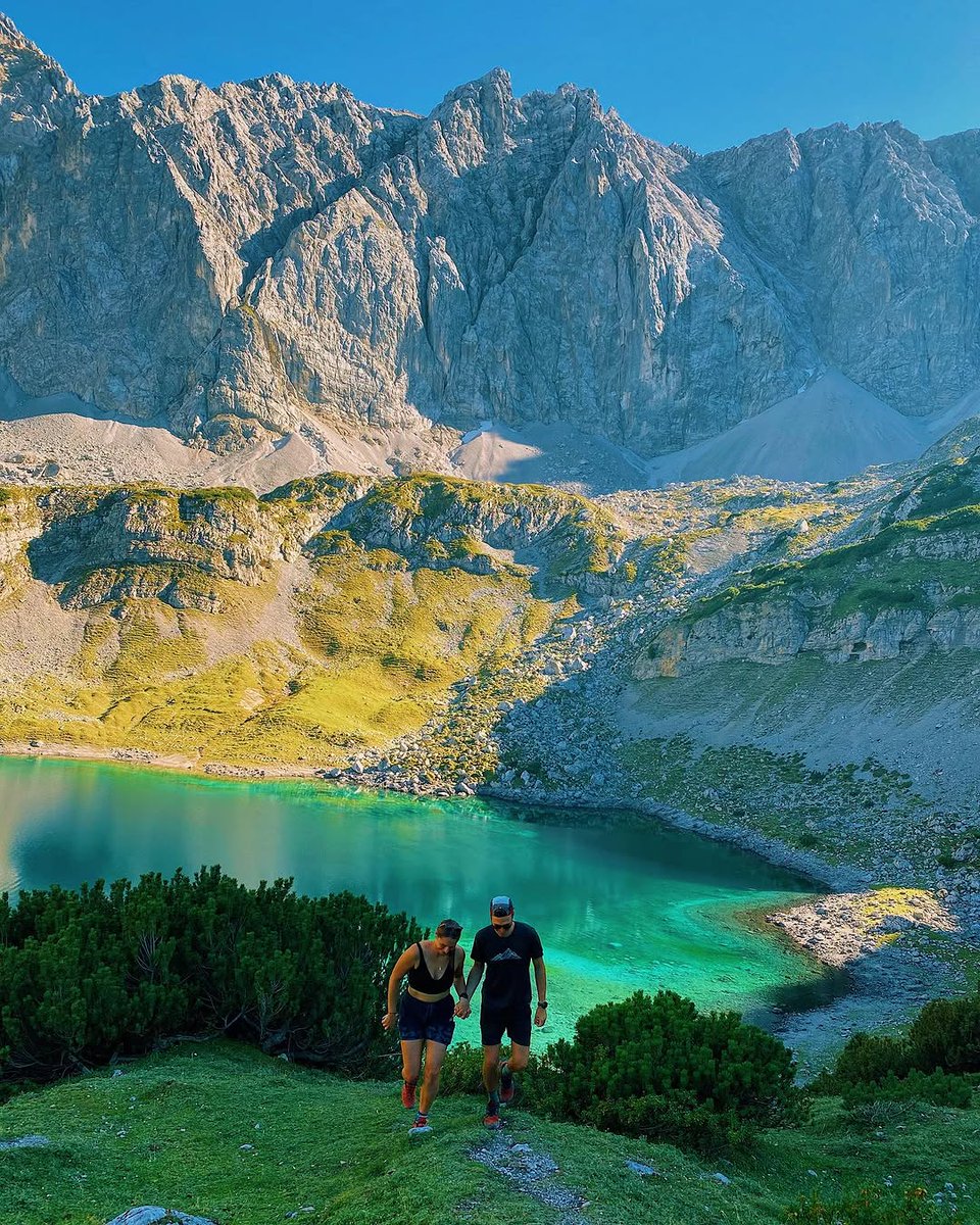 DLC06's tweet photo. Shout-out to @mathfrenette and @antoniakonstanti for sharing their epic Via Ferrata climb, icy alpine lakes, and cozy mountain huts. The views and adventure of hiking in the Alps are simply unbeatable. https://t.co/DmpZwlTRIg