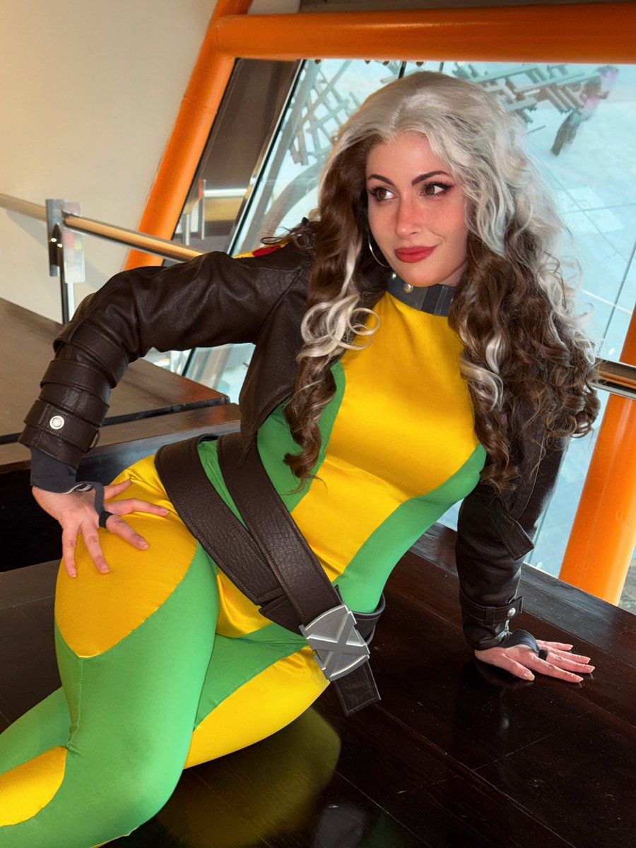 pnkVirus's tweet photo. New cosplay, SUGAR! 🌟 https://t.co/6oMZ6NGoqP