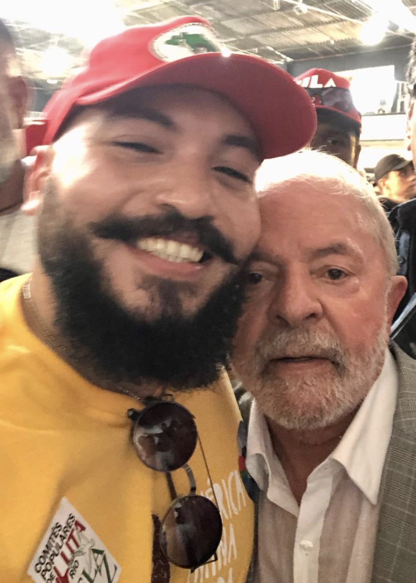pedroazborges's tweet photo. Meu presidente @LulaOficial 13 e minha senadora @dasilvabenedita 131 https://t.co/zMJCy86JWM