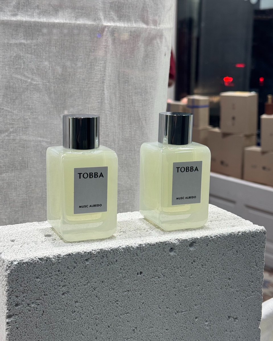 FragranceAESTCS's tweet photo. I really like asian fragrances because they’re so different from what we usually smell in the west, btw I recently discovered this asian clean scent and I’ve never smelled a clean fragrance quite like it before https://t.co/ouQM54aTkx