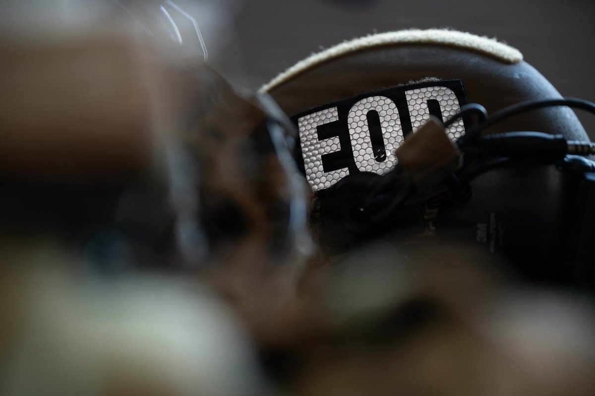 usairforce's tweet photo. Just announced: EOD Airmen will earn a distinctive rust-colored beret, recognizing their specialized combat arms mission and contributions to the joint force.

More info at https://t.co/yIsmCOgo33 https://t.co/q4hauoymRW