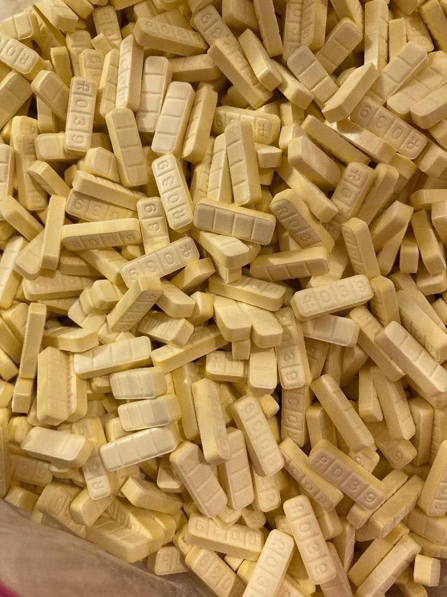 Fresh_Gaming's tweet photo. People have to get Xannies fr 🤤

Bars https://t.co/xTyQwmpDd1