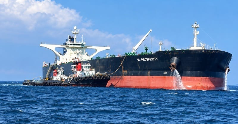 MarioNawfal's tweet photo. 🇺🇸 An oil tanker full of crude was steered toward Texas after hackers got into its engine

The FBI and Coast Guard boarded the VL Prosperity in August after its network looked compromised, and officials now say the intrusion reached the system that drives the ship.

It was headed for the Galveston port with about 2M barrels aboard.

The agencies still will not name who did it, and they say the crew was never in danger and nothing spilled. 

A 2nd tanker got the same treatment. The only name in circulation is Iran, because Iranian media described the hit weeks ago, and American officials have looked at that link without confirming it.

Someone had a hand on the throttle of a ship bigger than a skyscraper, and the public version is still that nothing went wrong.

Source: Financial Post / Writer: Lucas