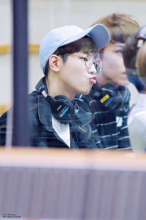 y_wow_y's tweet photo. 원우시!!!! https://t.co/9bKnsd6v7L