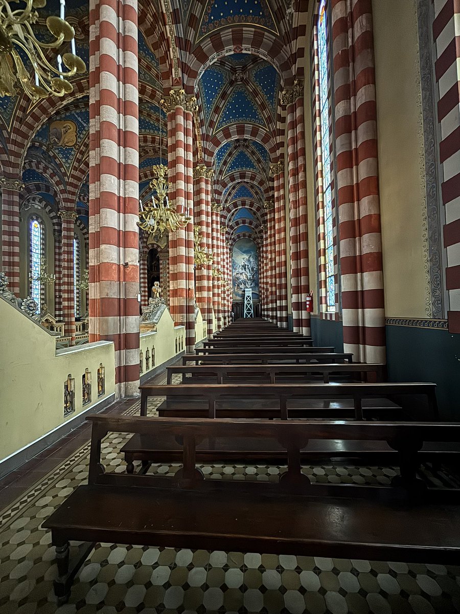 Stockavenger2's tweet photo. No es Europa, es la Basílica de María Auxiliadora y San Carlos, Almagro. https://t.co/ZYKAUtEtM5