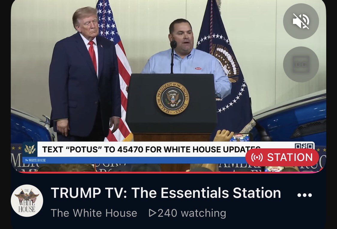 BrysonTapp25629's tweet photo. @WhiteHouse “Everybody’s watching” I’ve seen more viewers at a highschool golf match https://t.co/c18cigOeuu