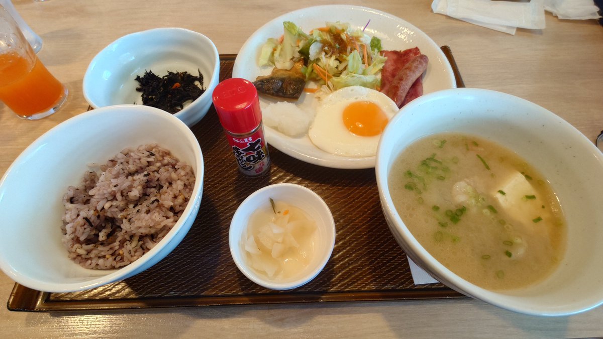 mauric_frozen's tweet photo. 直江津のガスト https://t.co/M7ECka3LmO