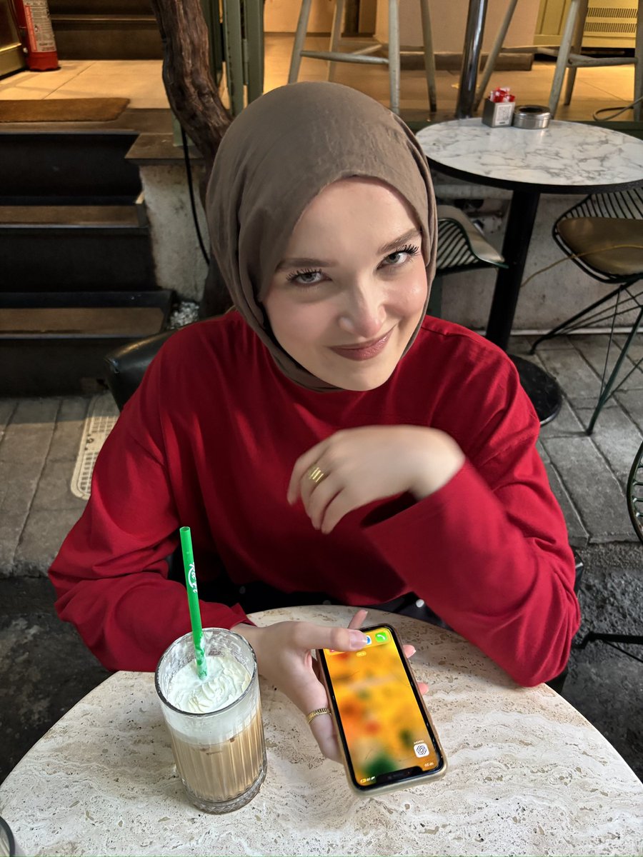 nurduyss's tweet photo. photos I feel weirdly pretty in https://t.co/wgqSSnuGsn
