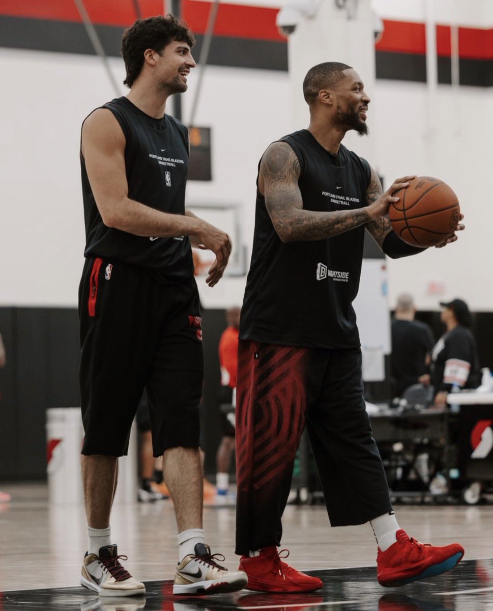 BlazersArgento's tweet photo. No están preparados https://t.co/aRGFJPEIF2
