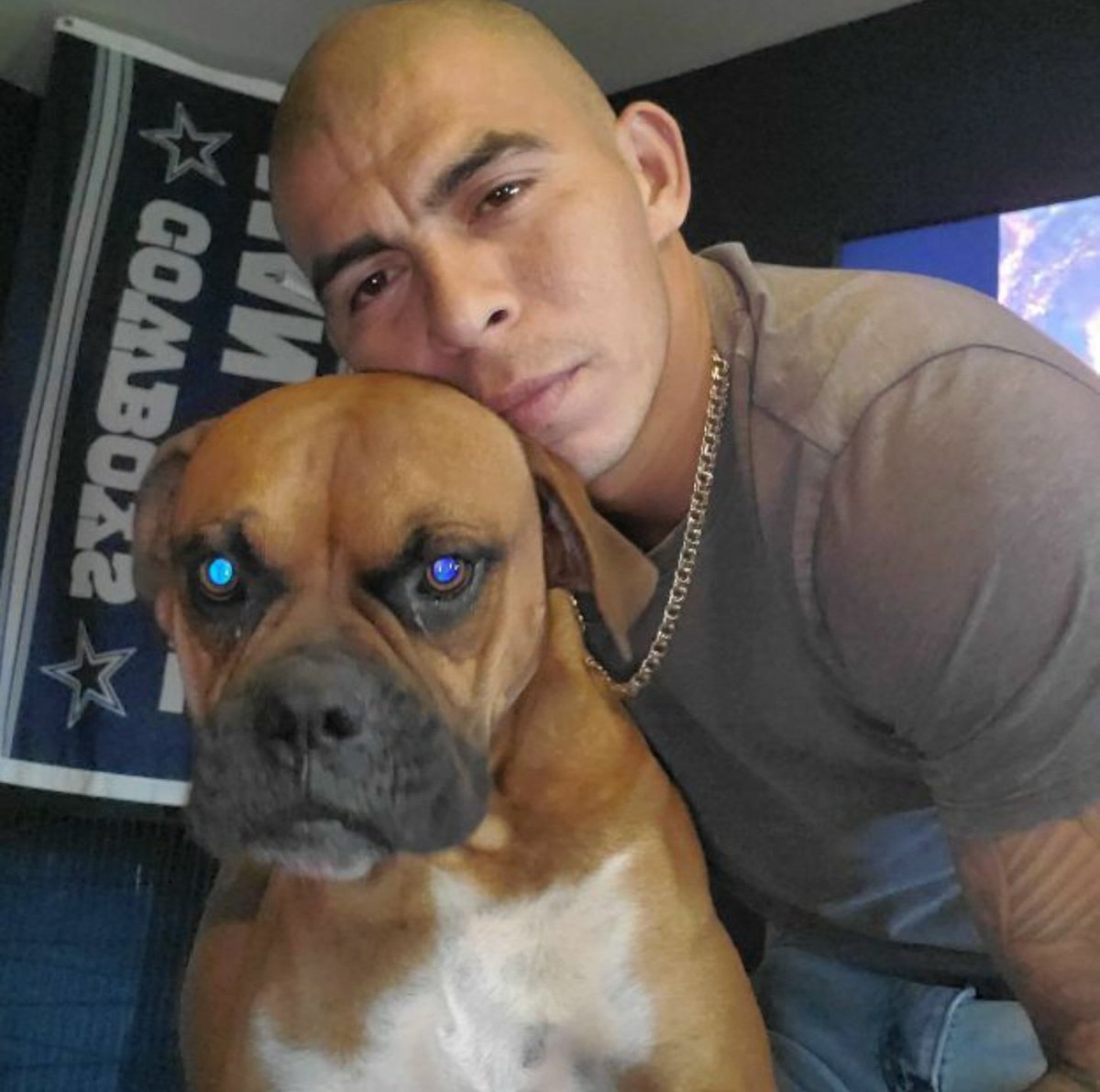 karmnm33's tweet photo. Mean muggin' with JoJo https://t.co/5fr8x9WHeK