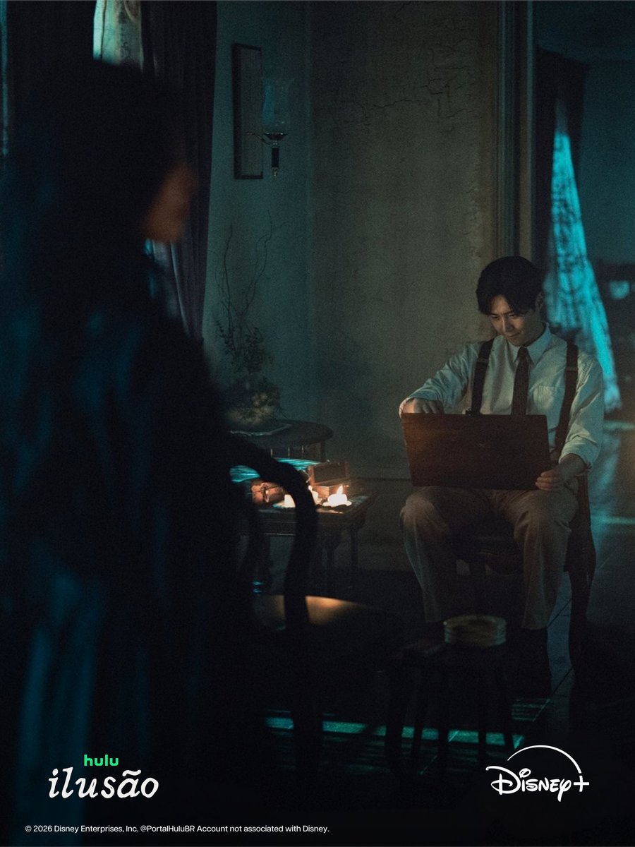 PortalHuluBR's tweet photo. Você está prestes a descobrir um novo mundo. 🩸🧛🏻‍♀️

Ilusão, novo K-Drama Hulu Original. Com Suzy e Kim Seonho. Estreia em 2026, só no Disney+.

#현혹 #PortraitsofDelusion
#Suzy #BaeSuzy #KimSeonHo https://t.co/rzeva53eZc